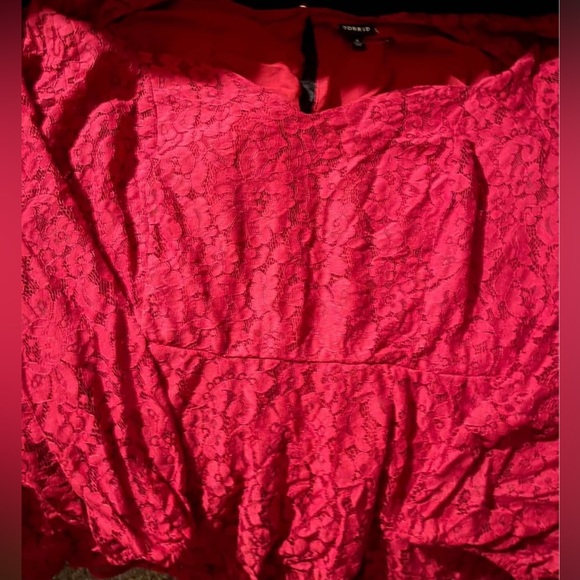 Torrid Scarlet Blouse - Picture 4 of 4